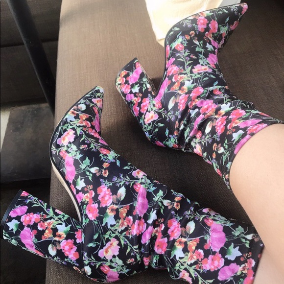 Steve Madden bootie - Picture 3 of 7